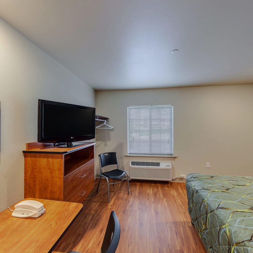 Suburban Studios Watford City 外观 照片